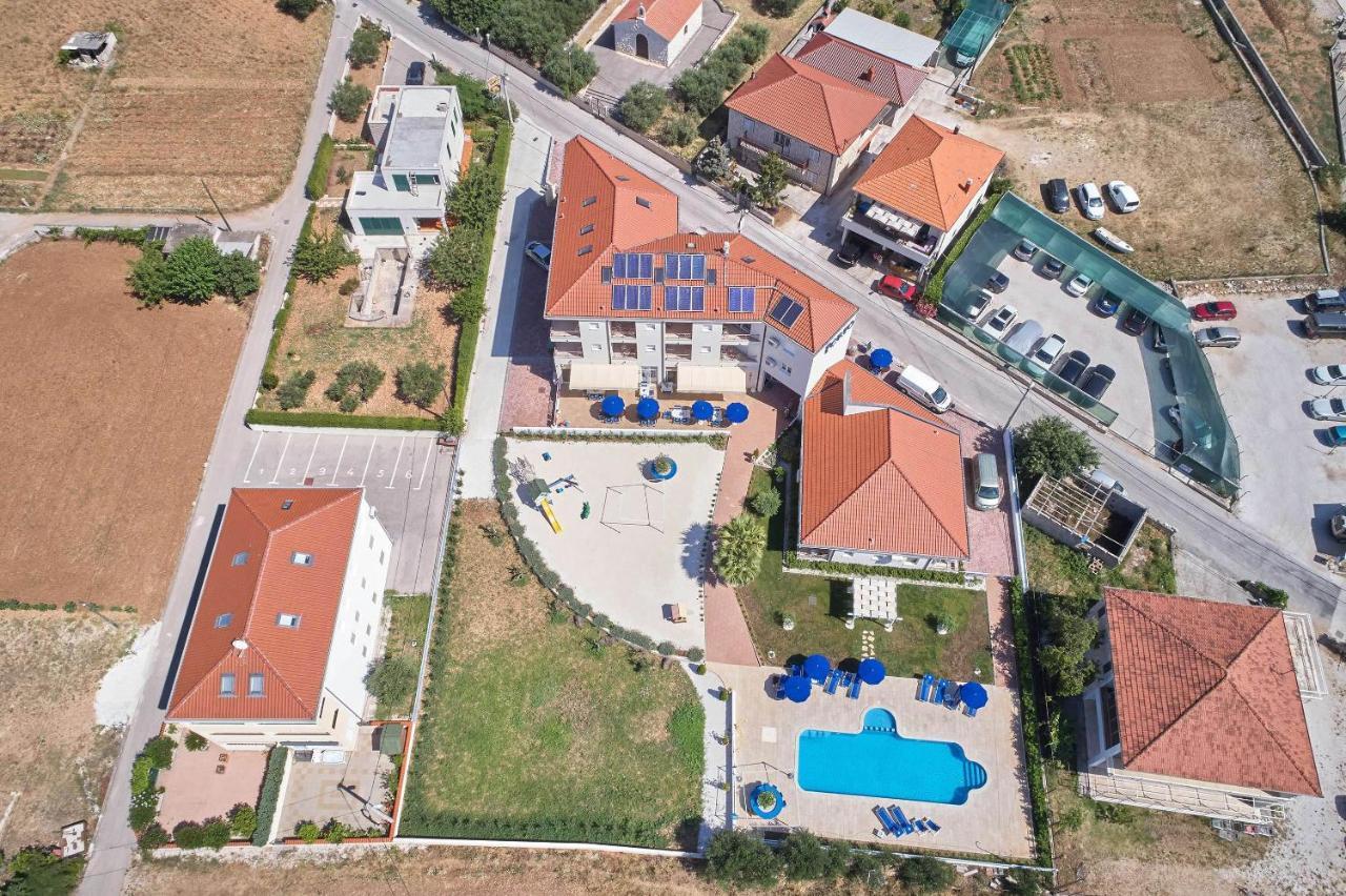 Porto Samaria Holiday Resort Trogir Extérieur photo