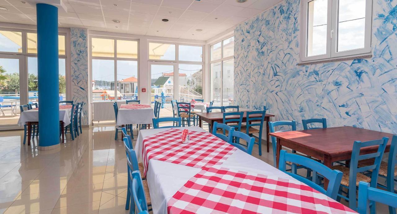 Porto Samaria Holiday Resort Trogir Extérieur photo