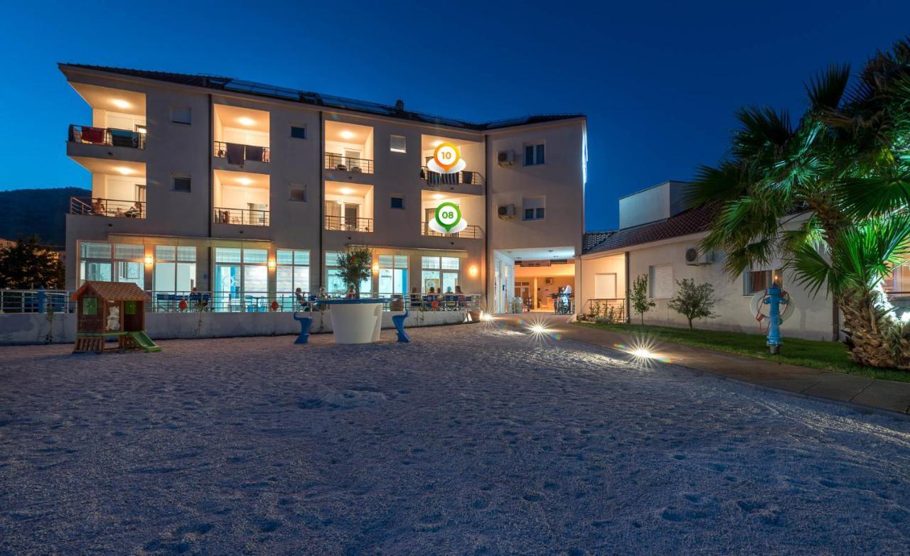 Porto Samaria Holiday Resort Trogir Chambre photo