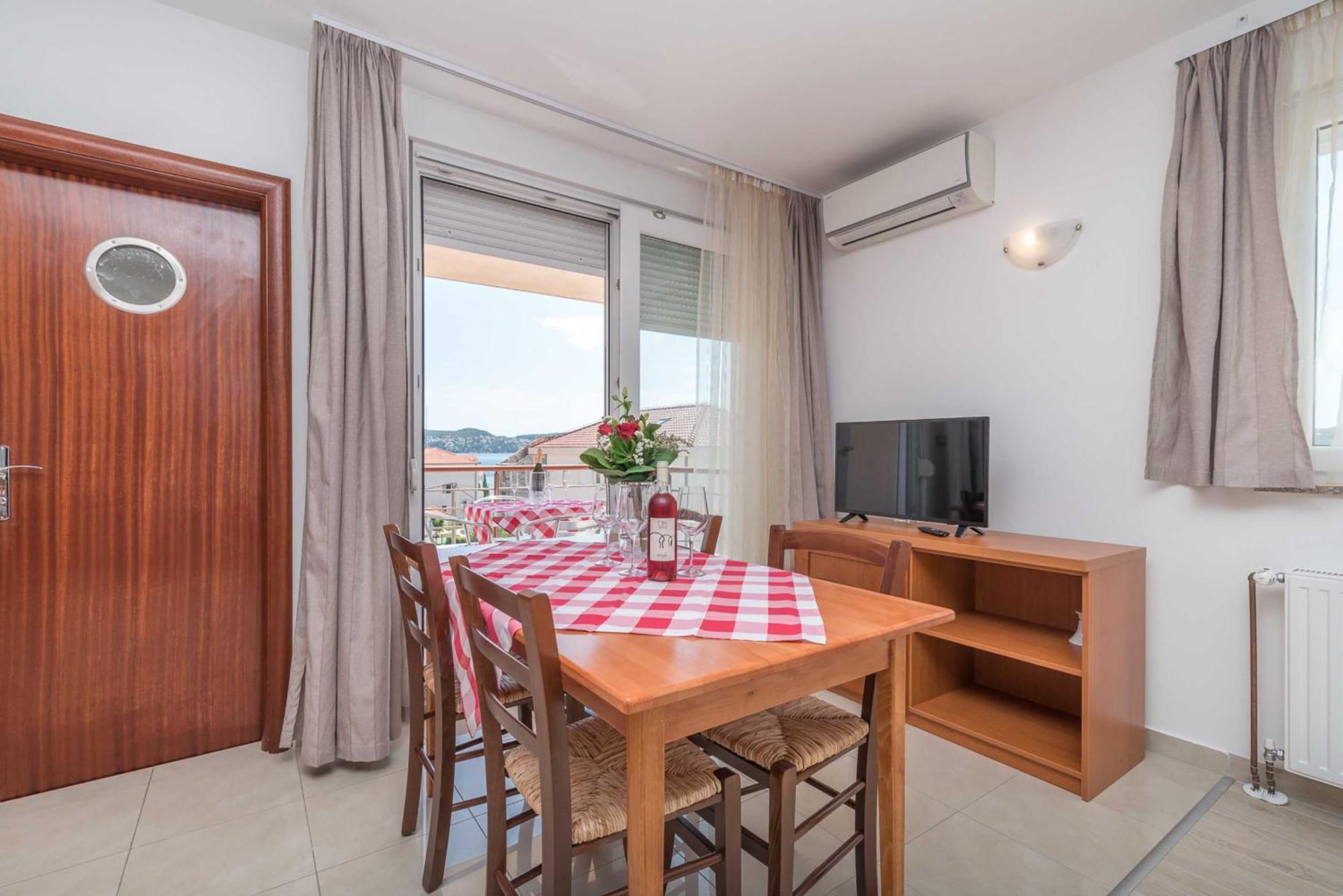 Porto Samaria Holiday Resort Trogir Extérieur photo