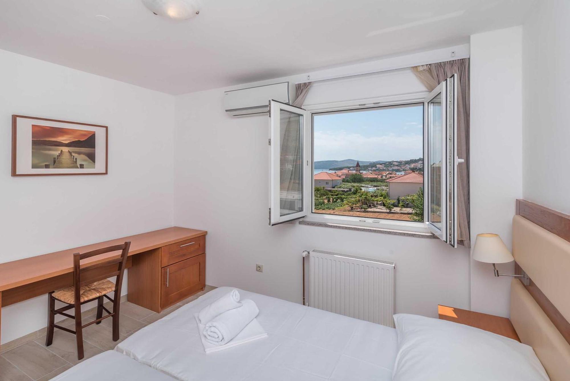 Porto Samaria Holiday Resort Trogir Extérieur photo